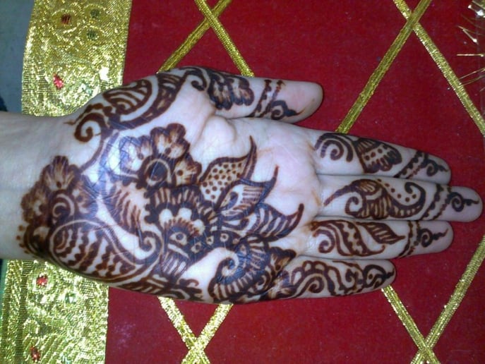 Gallery photo 4 of FusionHenna Tattoos and Body ARt