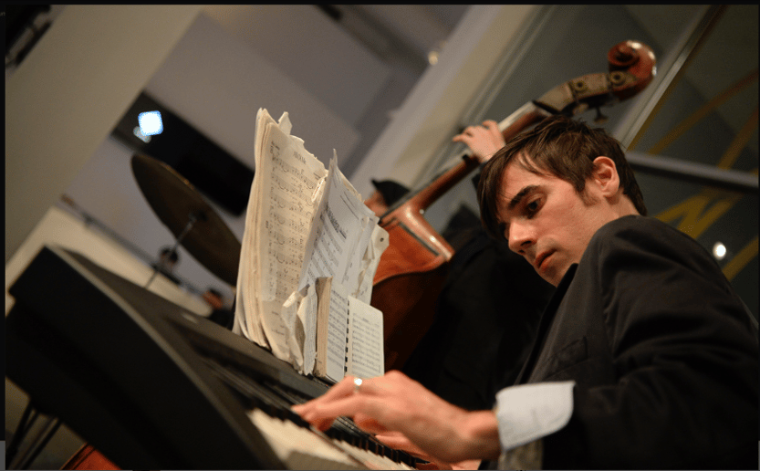 Gallery photo 3 of Gabriel - Versatile Piano