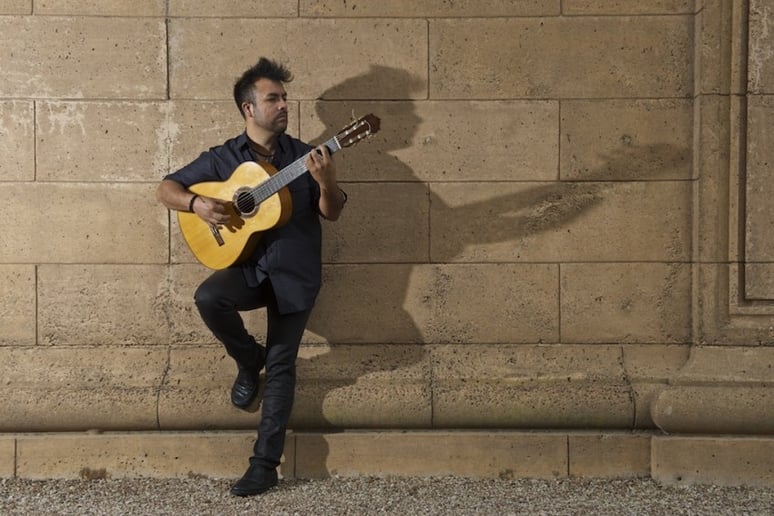 Gallery photo 1 of Gabriel Navia - Guitarist