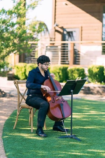 Gallery photo 1 of Gabriel Vazquez