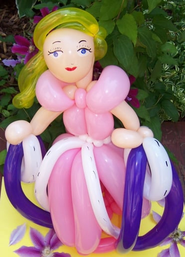 Gallery photo 3 of Gadgets the Clown or MJ the Balloon Artist