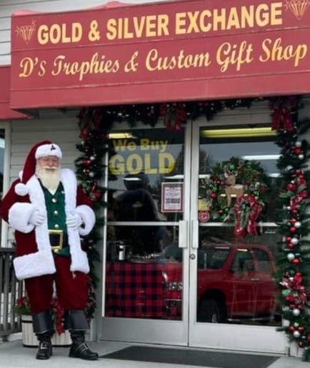 Gallery photo 6 of Galax Santa