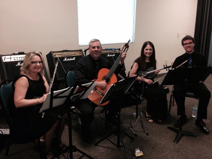 Gallery photo 1 of Garden Road Musicians