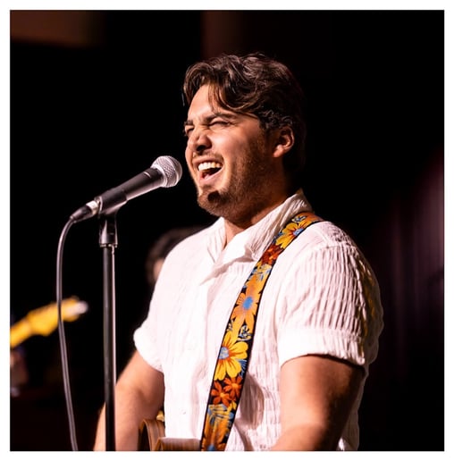 Gallery photo 8 of Garrett Barbuto & The Hot Pursuit