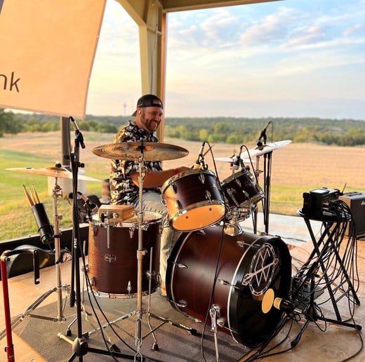 Gallery photo 4 of Garrett Glover Band