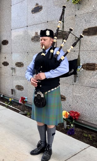 Gallery photo 7 of Garrett Lloyd | Bagpiper in Utah