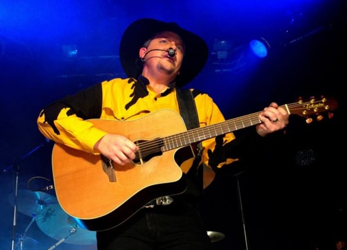 Gallery photo 3 of The Garth Guy