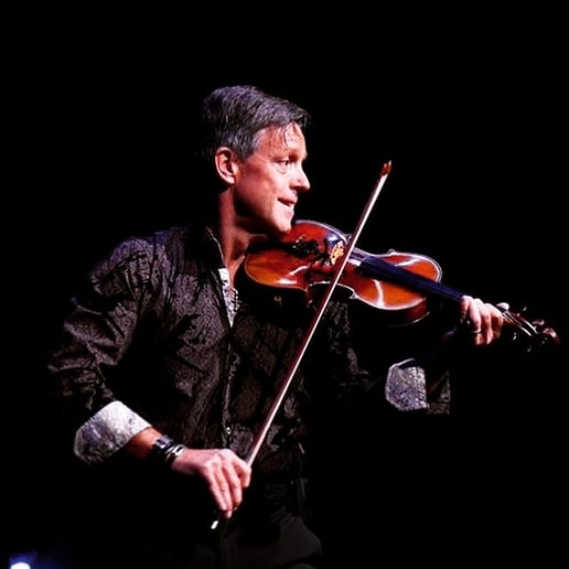Gallery photo 33 of Gary Lovini