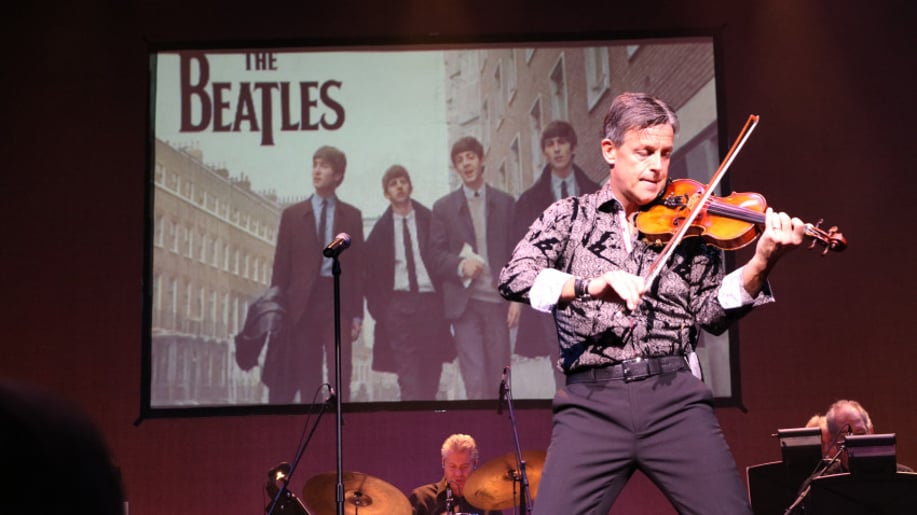 Gallery photo 34 of Gary Lovini