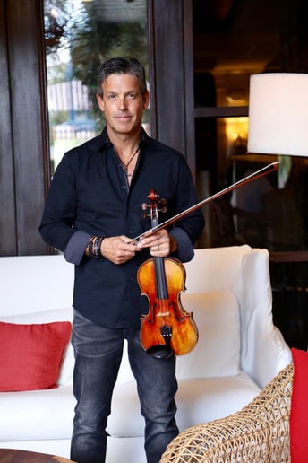 Gallery photo 41 of Gary Lovini