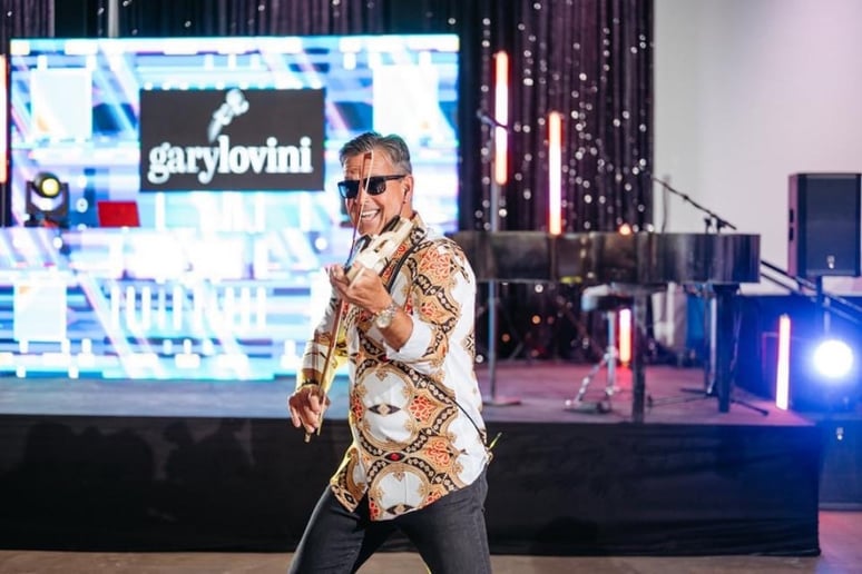 Gallery photo 4 of Gary Lovini