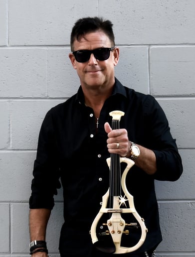 Gallery photo 2 of Gary Lovini