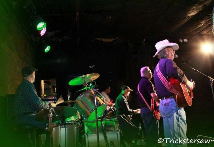 Gallery photo 1 of Gary Nix & West!Texas