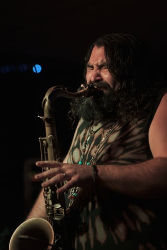 Gallery photo 1 of Gary “Saxy” Thomas