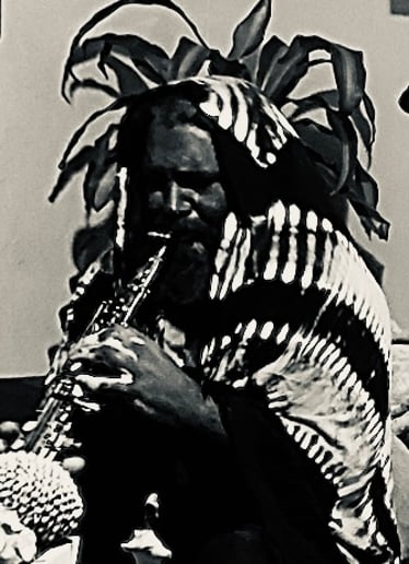 Gallery photo 2 of Gary “Saxy” Thomas