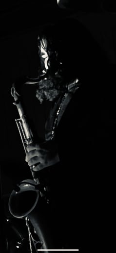 Gallery photo 5 of Gary “Saxy” Thomas
