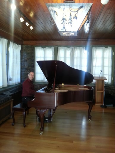 Gallery photo 4 of Gary Schmidt, Pianist