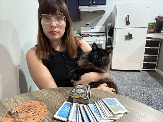 Gallery photo 4 of Gatos Locos: The Spanglish Psychic