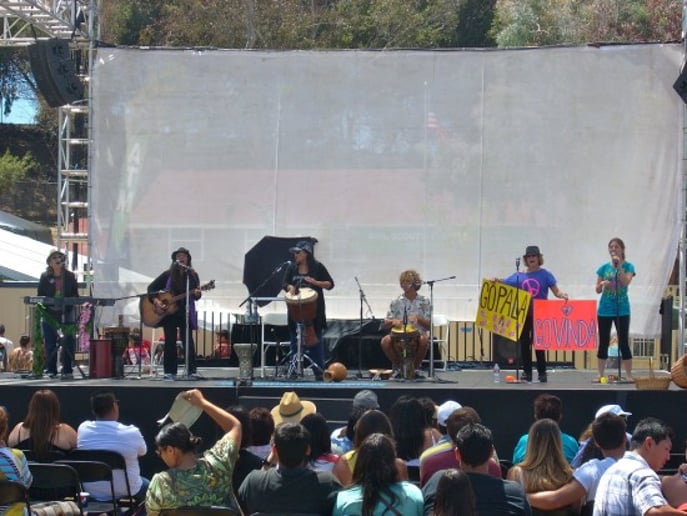 Gallery photo 4 of Spirit Soul And Friends - World Music and Kirtan