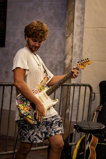 Gallery photo 3 of Gavin Southerland music