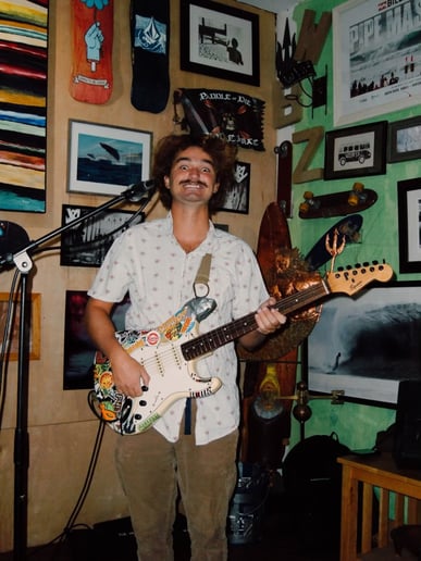 Gallery photo 6 of Gavin Southerland music