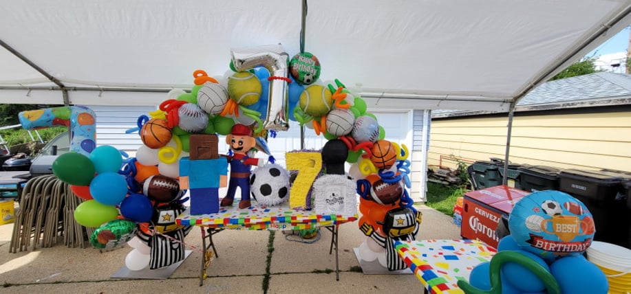 Gallery photo 7 of GBF Bespoke Balloons and Event Services