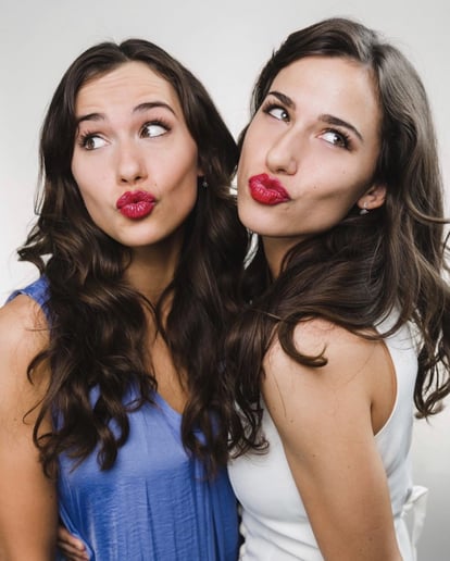 Gallery photo 6 of Huber Twins