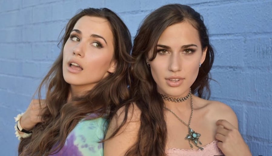 Gallery photo 5 of Huber Twins