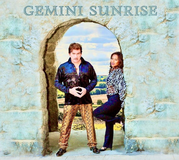 Gallery photo 3 of Gemini Sunrise Band