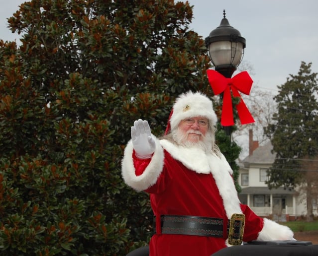 Gallery photo 1 of Gene Hilbert / Rockin' Santa