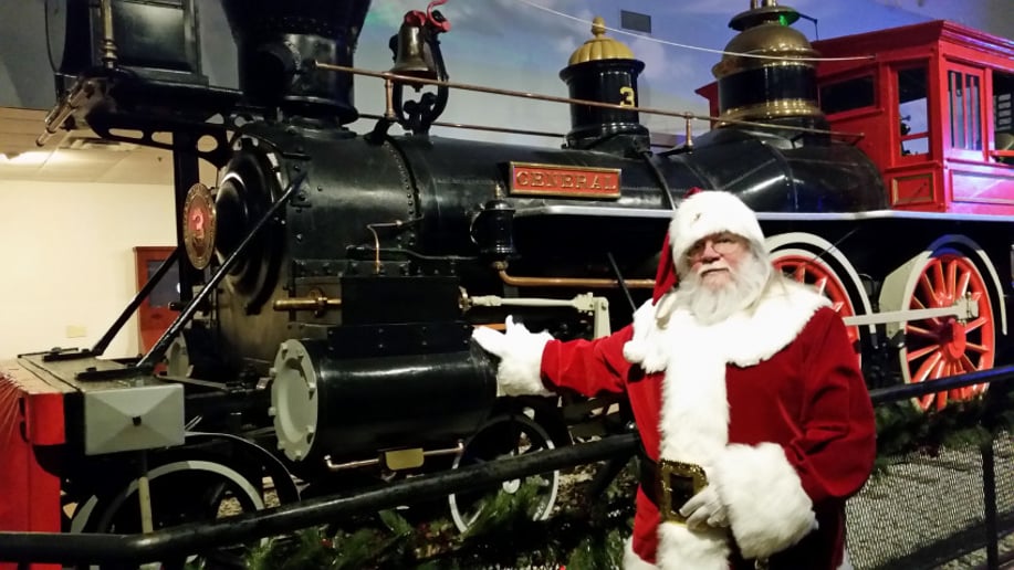 Gallery photo 3 of Gene Hilbert / Rockin' Santa