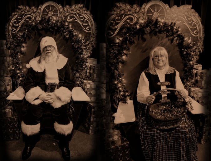 Gallery photo 2 of Gene Hilbert / Rockin' Santa