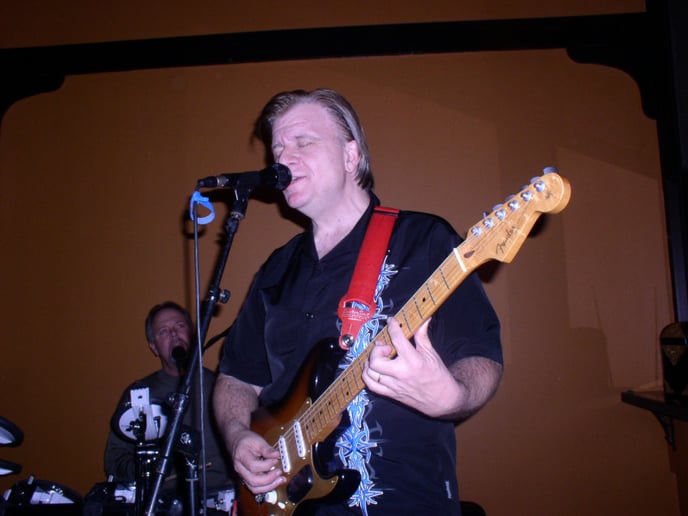 Gallery photo 18 of Gene Thorpe Solo Entertainer / Band