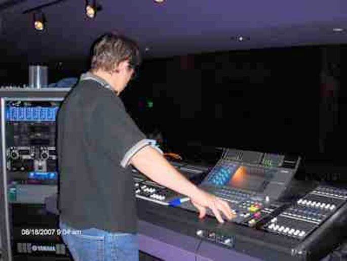 Gallery photo 2 of Gennette Sound