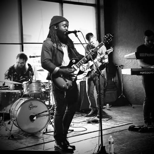 Gallery photo 5 of George Montrelle - Live Music