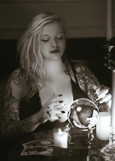 Gallery photo 3 of Gereve Tarot