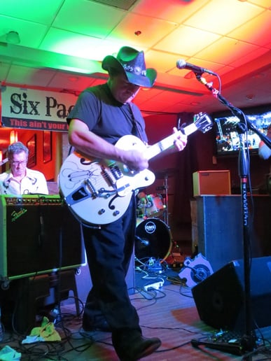 Gallery photo 3 of Six Pack Rodeo Band