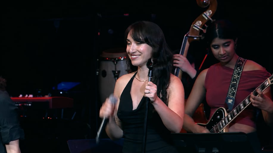 Gallery photo 8 of Gia Dulci | Luxury Events Singer