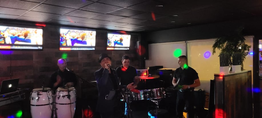 Gallery photo 4 of Gianpaul and Latin Soul Band