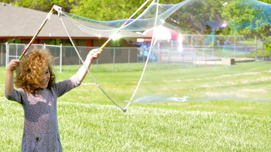 Gallery photo 6 of Giant Bubbles