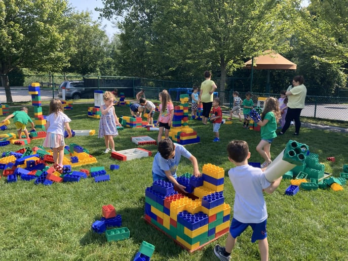 Gallery photo 2 of Giant Lego Themed Parties