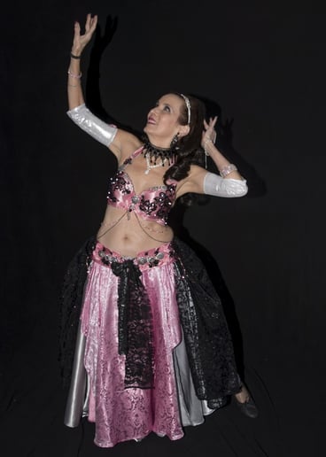 Gallery photo 8 of Amira, Bellydancer