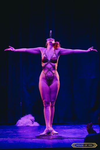 Gallery photo 25 of Gin Minsky