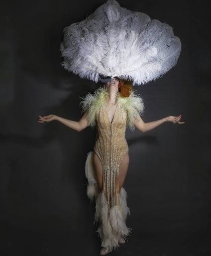 Gallery photo 27 of Gin Minsky