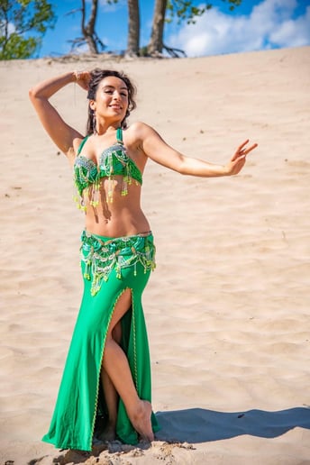 Gallery photo 2 of Gina Belly dancer