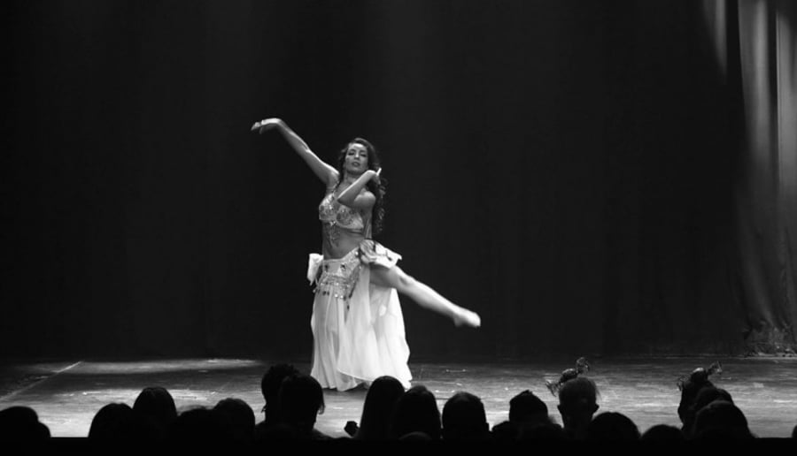 Gallery photo 1 of Gina Belly dancer