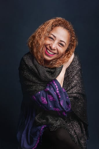 Gallery photo 2 of Gina Brown - Comedic Performer