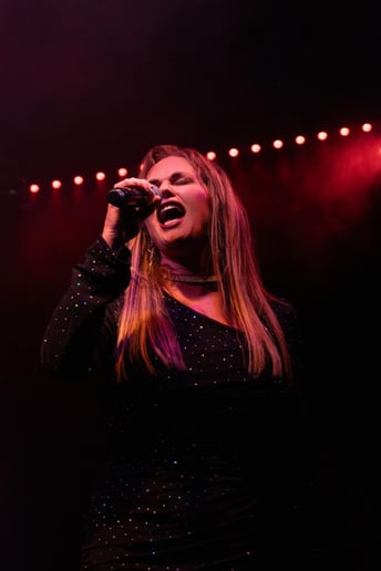 Gallery photo 23 of Gina Marie Osmond and the Diamond Rush Band