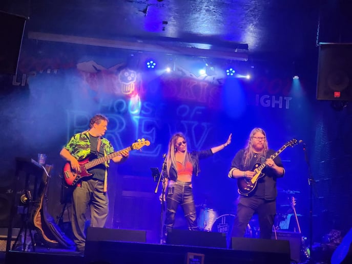 Gallery photo 27 of Gina Marie Osmond and the Diamond Rush Band
