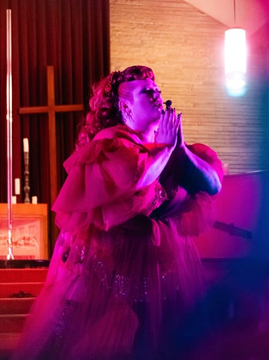 Gallery photo 2 of Ginger Snaps Burlesque
